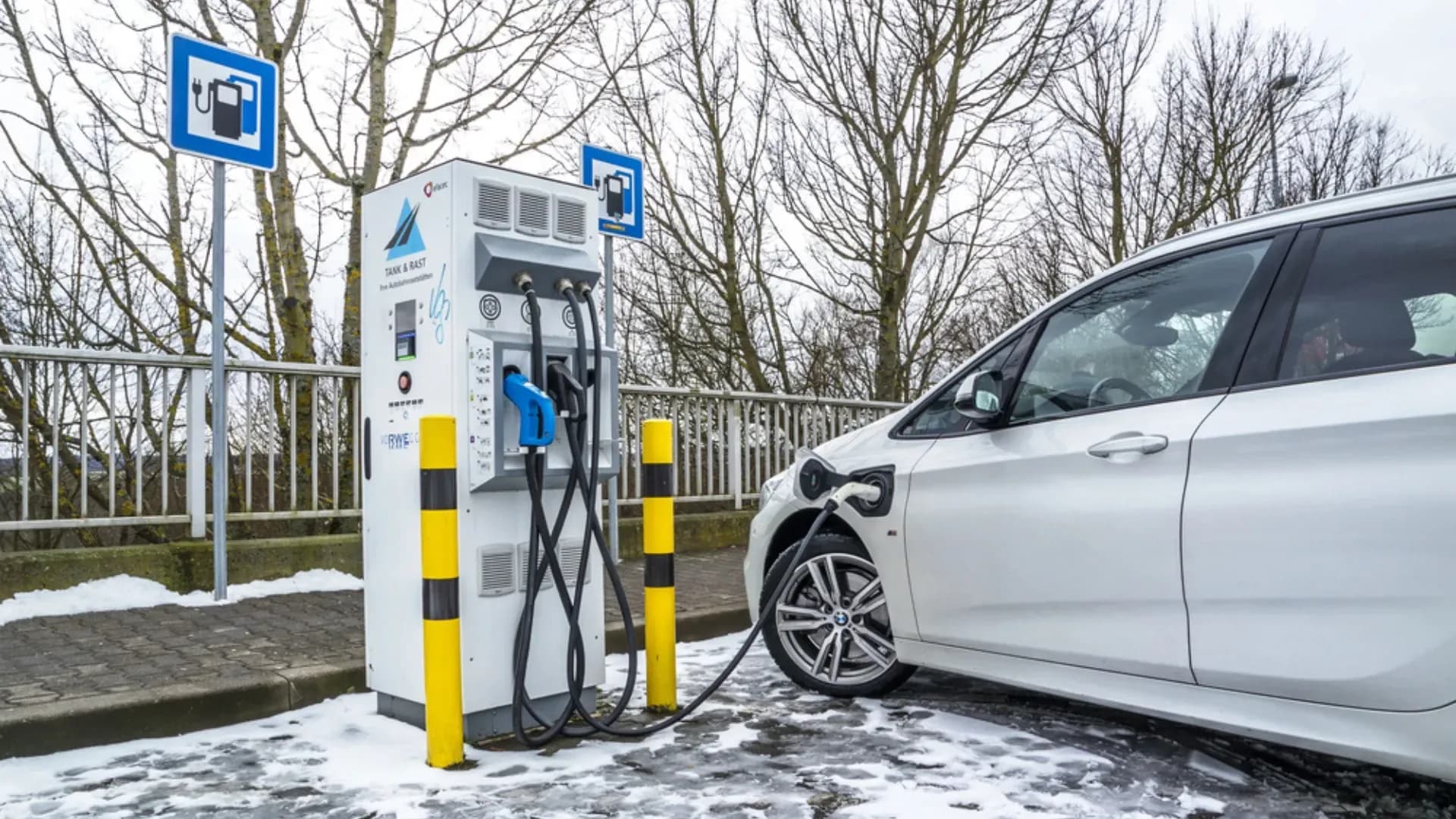 CATL Breaks New Ground with EV Batteries Built for Extreme Cold
