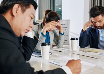 Business team discussing crisis