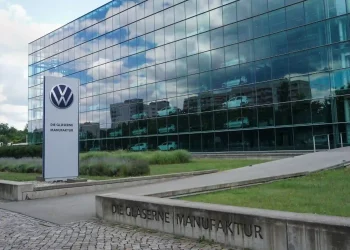 Volkswagen AG augments electric vehicle investment in Spain to EUR 10 billion