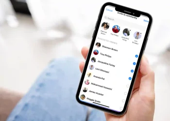 Meta introduces community chats: Connecting with communities in real time on Messenger and Facebook