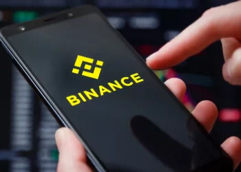 Binance plans to buy competitor FTX in crypto bailout as the market deteriorates