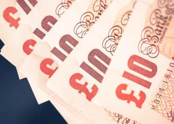 Bank of England Raises Rates to 15-year High, Hints at Further Hikes