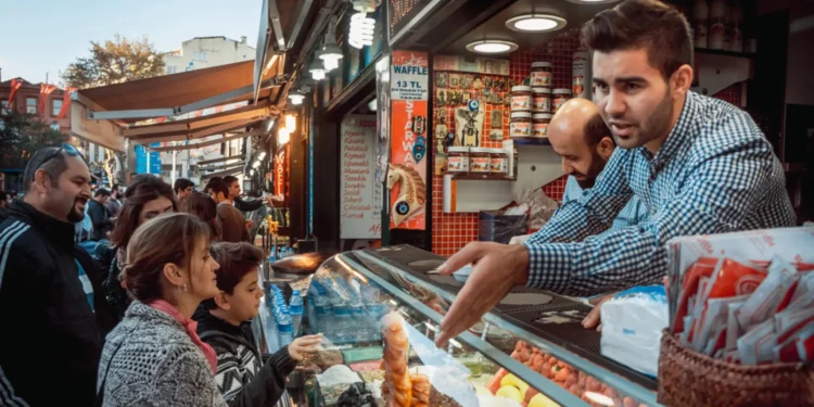 Adjusted Interest Rates Turn Positive in Turkey as Inflation Slows to 48.3%