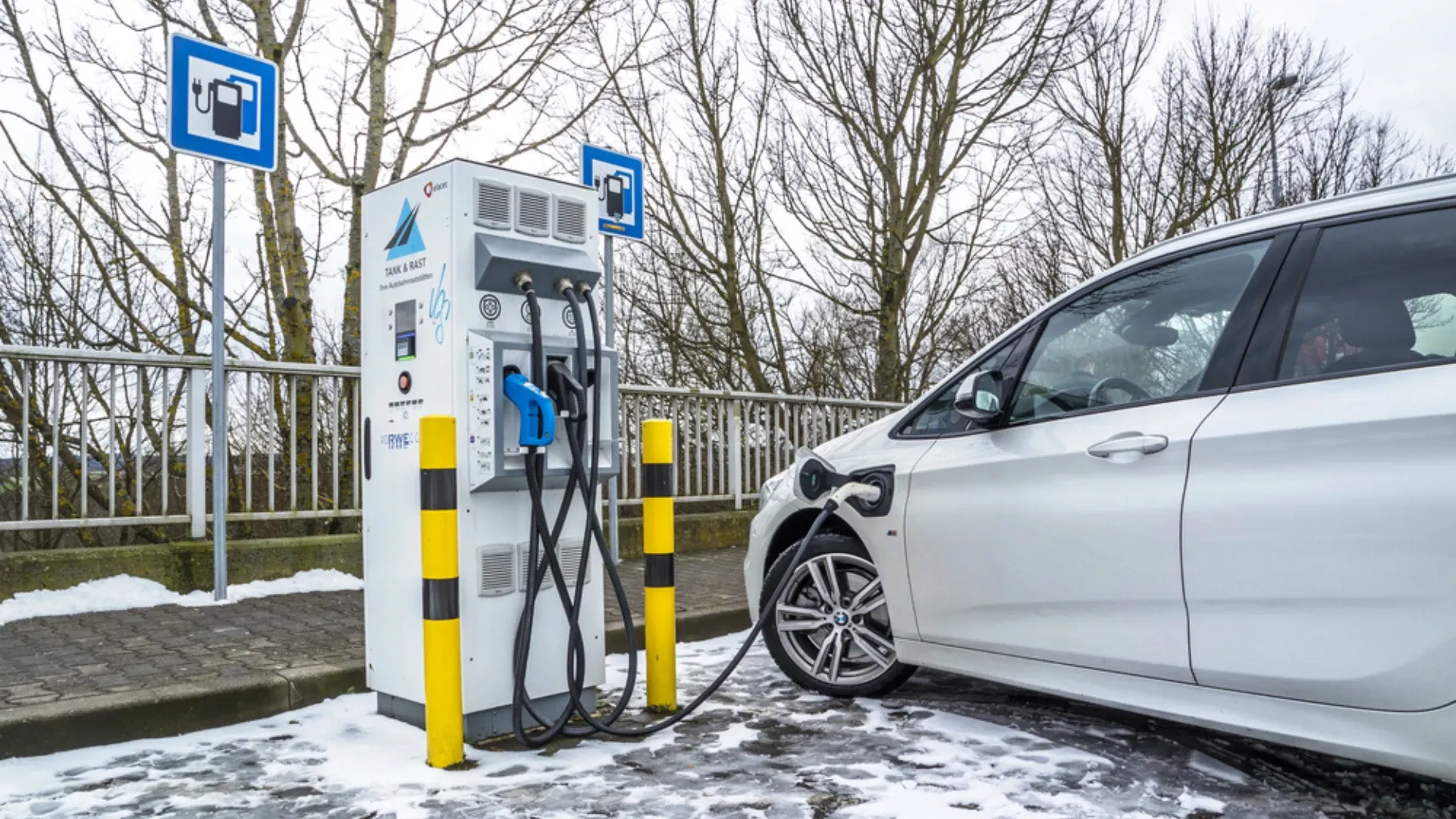 CATL Breaks New Ground with EV Batteries Built for Extreme Cold